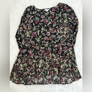 🎄J. Jill Black Floral Tunic Top